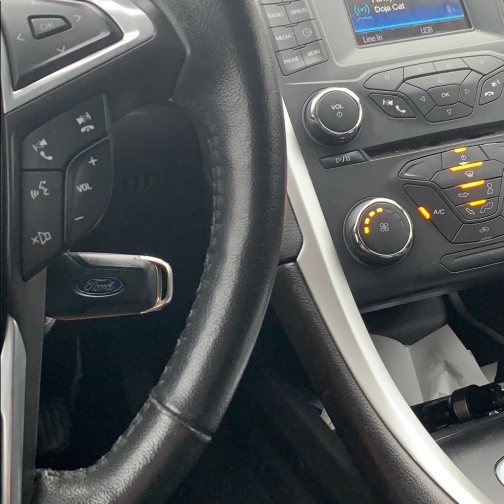 Meet your Posher, Jaxen